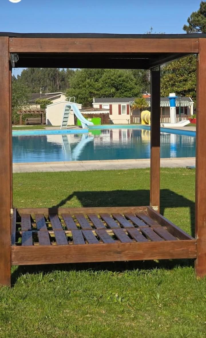 Bungalow Com Piscina Pataias Exterior foto